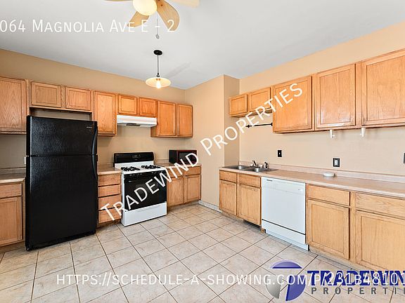 2nd image of 1064 Magnolia Ave E #2