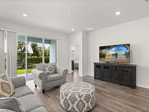 4th image of 15062 Aqua Sol Ln