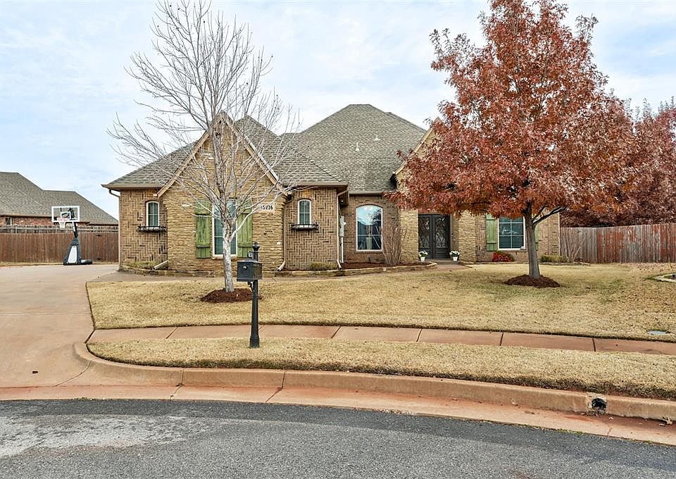 1st image of 16216 James Thomas Ct