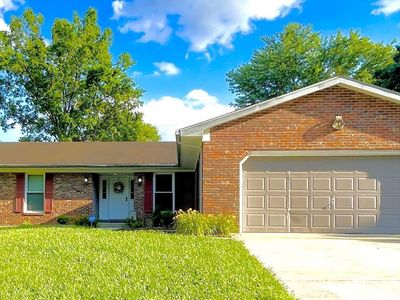 7599 Nottingham Dr, Newburgh, IN, 47630