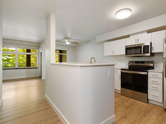 4th image of 6410 9th Ave NE #609
