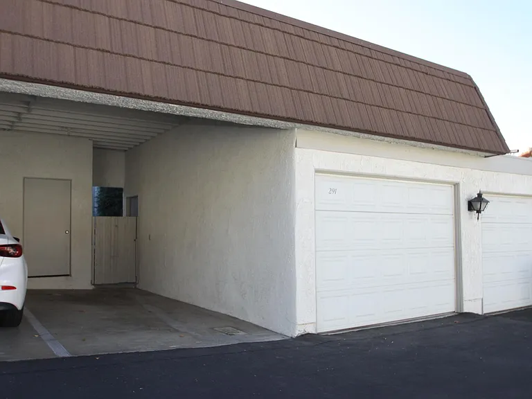 291 Green Moor Pl — Photo 15