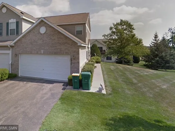 1211 Bergmann Dr, Stillwater, MN 55082