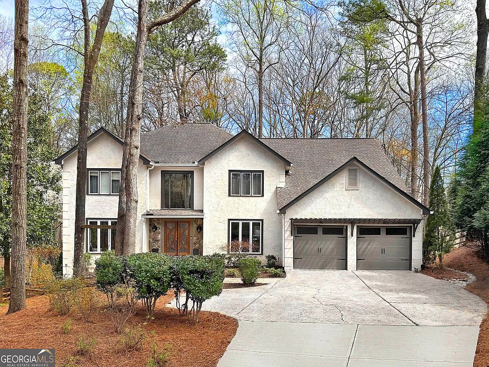 1st image of 2270 Roxburgh Dr