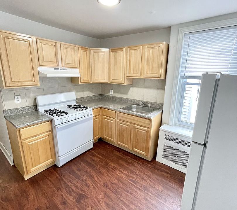 1st image of 3118 Belgrade St #2