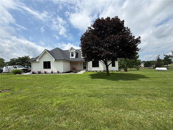 2nd image of 17912 Nation Rd