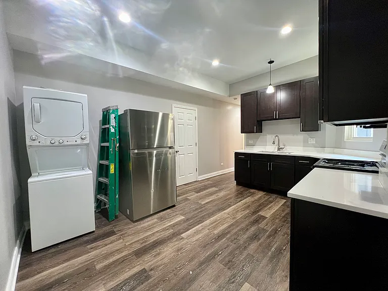 6631 S Rhodes Ave #2F — Photo 3