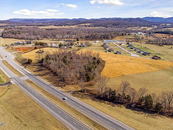 3rd image of 1114 Cookeville Hwy