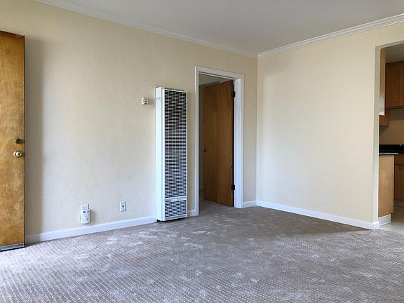 4th image of 1416 Floribunda Ave
