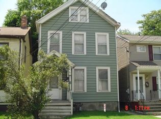 54 Thompson St #2, Poughkeepsie, NY 12601