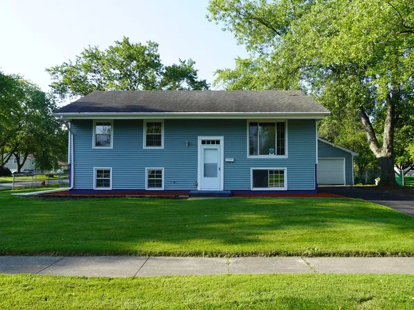 336 Mulberry Dr, Glenwood, IL 60425