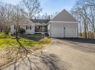 7 Rocking Chair Ln, Atkinson, NH 03811