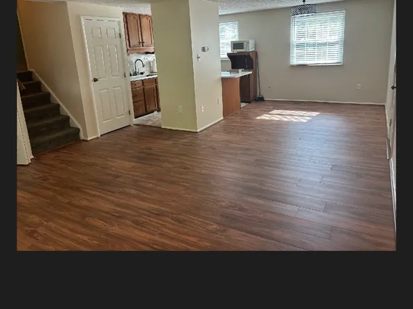 1803 Millstream Dr, Frederick, MD 21702