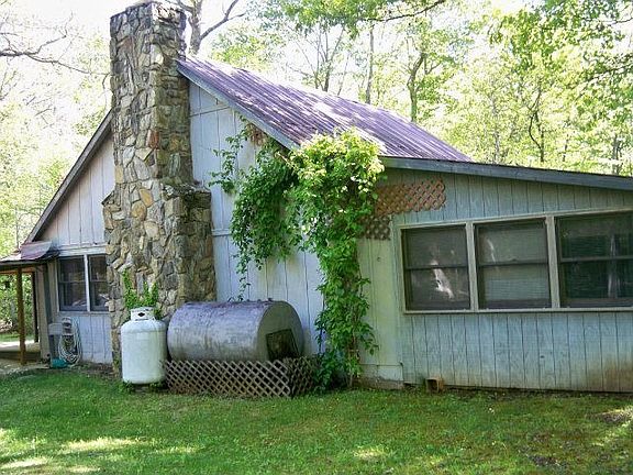 4th image of 59 Ivy Ln