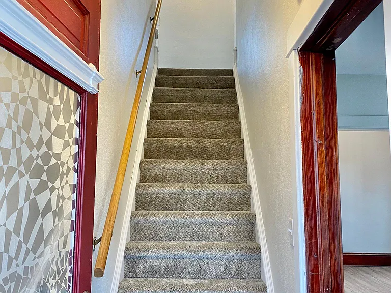 802 N Holcombe Ave — Photo 10