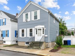 31 Slocum St, Newport, RI 02840