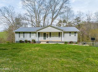 21366 Cowan Dr, Bristol, VA 24202