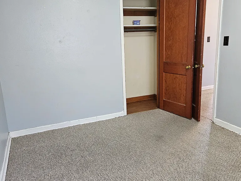 5050 Pulliam St #5050 — Photo 5