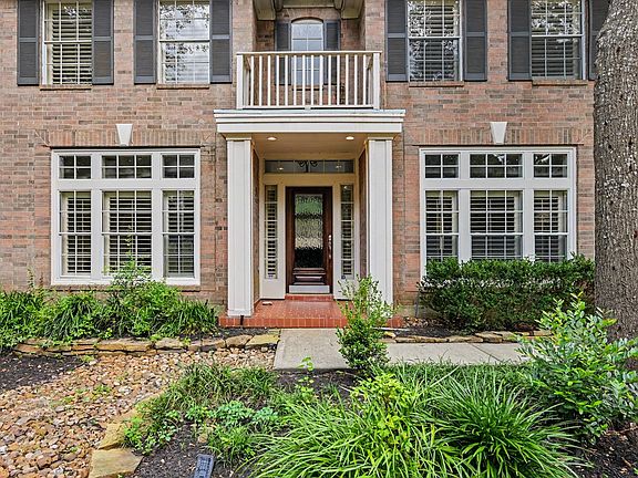 5th image of 83 E Green Gables Cir