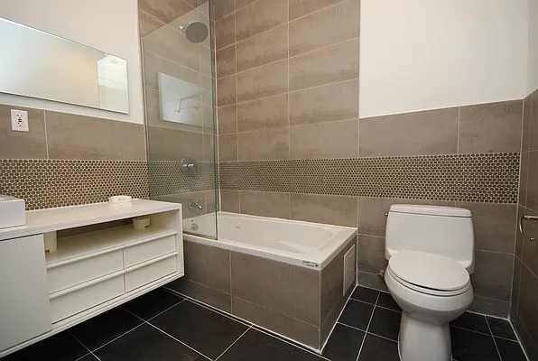 Rented by Cohen Global Properties | media 35