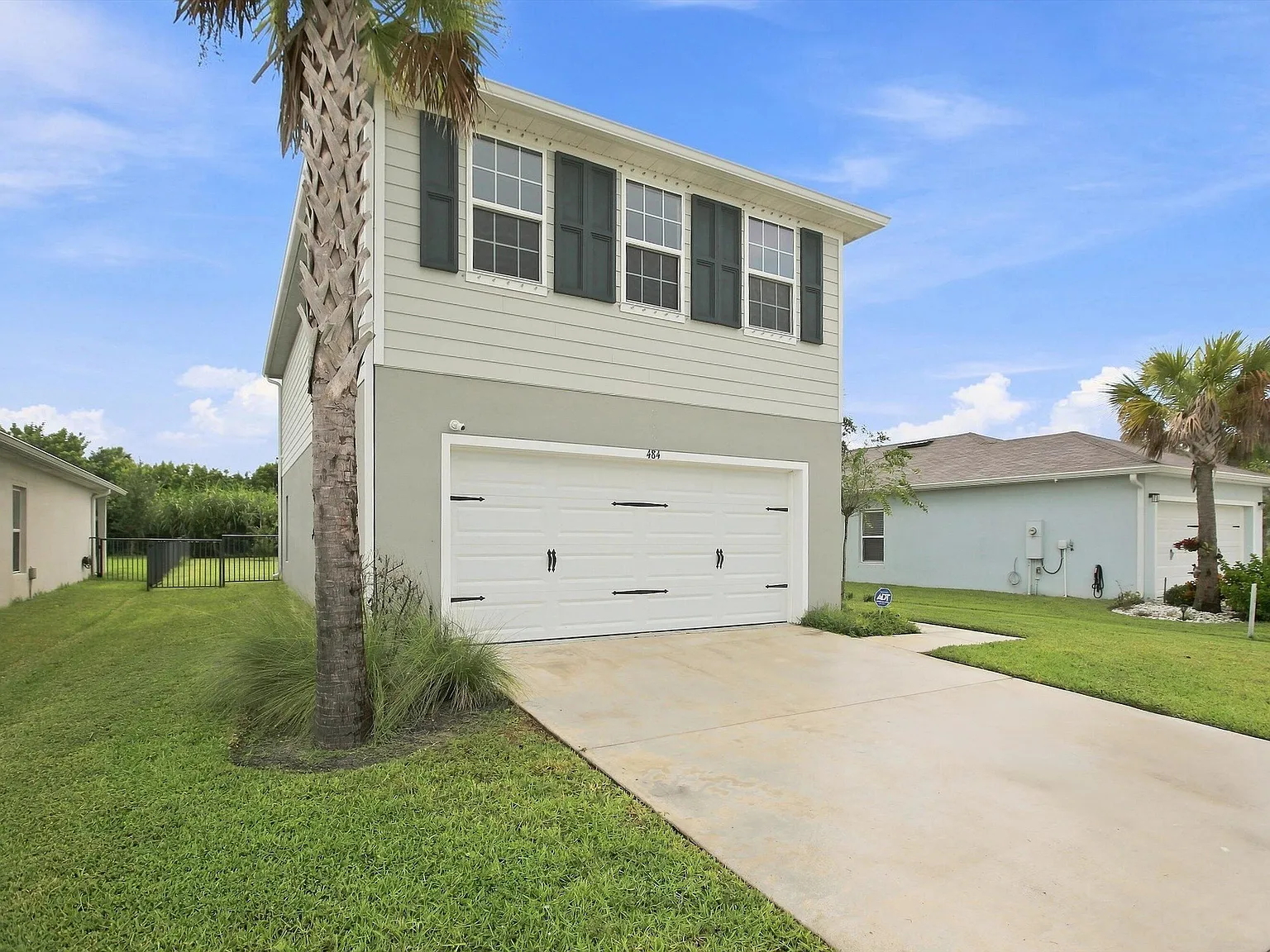 4 bed, 2.5 bath, 1896 sqft, $2,750 — Photo 4