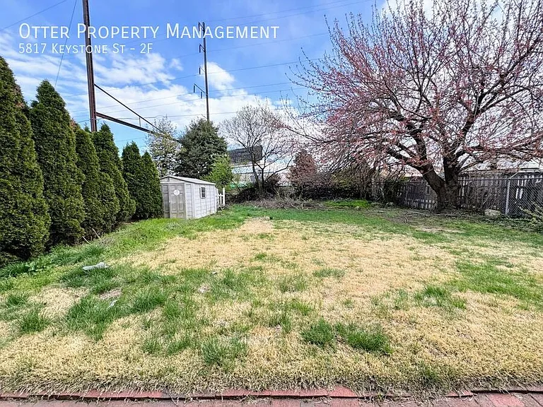 5817 Keystone St #2L — Photo 13