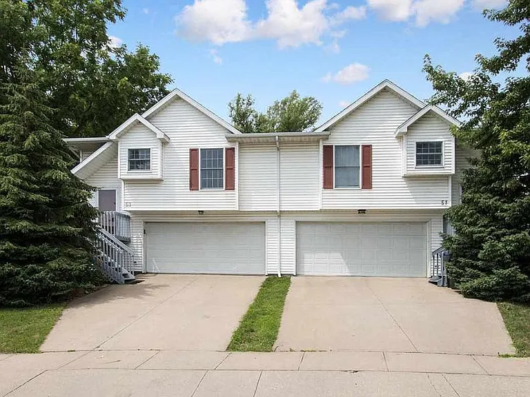 52 Jema Ct — Photo 2