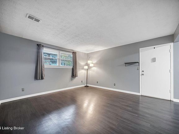 5th image of 108 Algiers Ct APT 1