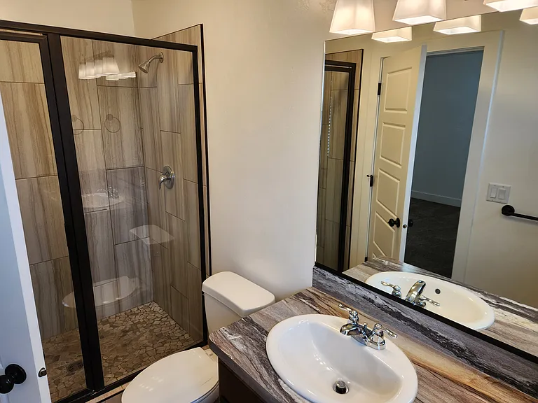 4048 Madina St — Photo 11