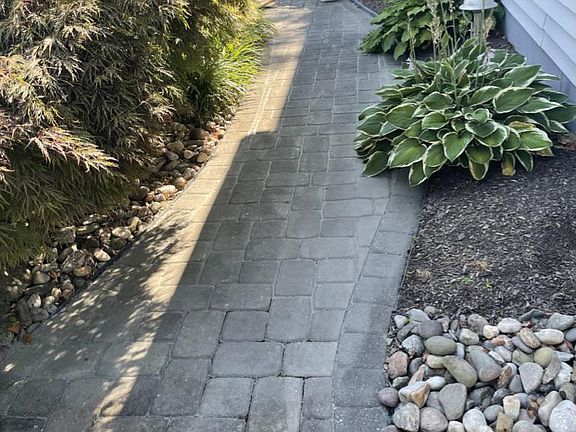 3rd image of 198 Cinnabar Ln