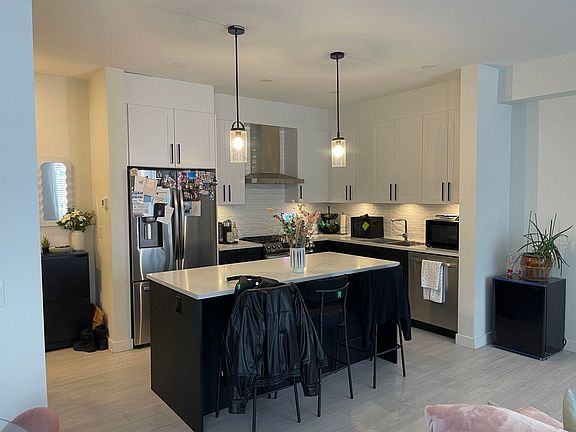 4th image of 7288 188th St #19