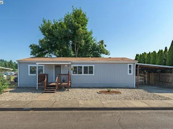 1650 Curry Ave, Cottage Grove, OR 97424