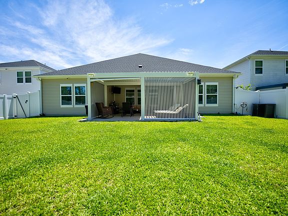 3rd image of 7085 Watercress St
