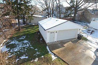 4th image of 1459 Lakewood Ave