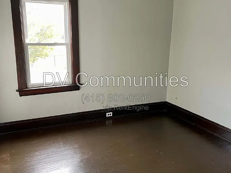 1148 E 176th St — Photo 50