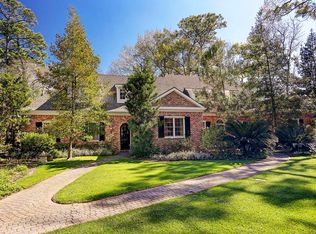 10 Saddlebrook Ln, Houston, TX 77024