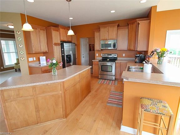 4th image of 6013 Hus Cir