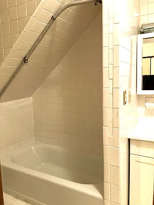 Rented by Remax Real Estate Professionals | media 35