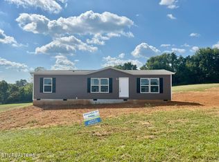 4426 Anna Maria Ln, Strawberry Plains, TN 37871