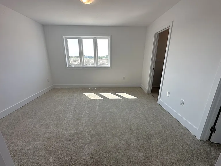 49 Gateway Dr — Photo 13