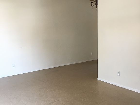 2nd image of 260 W 8th Ave APT 278