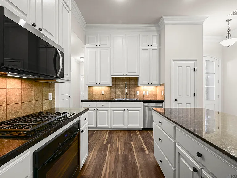 14835 Pendleton Way — Photo 4