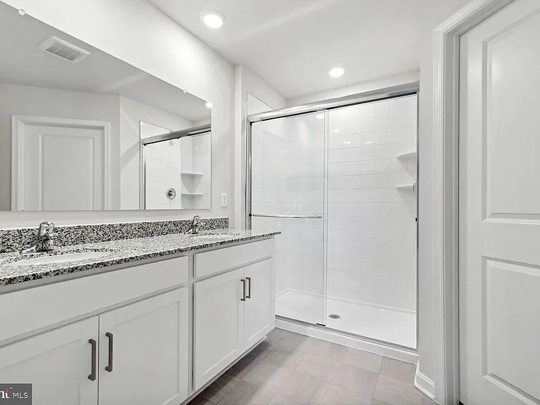 5208 Crooked Ln — Photo 25