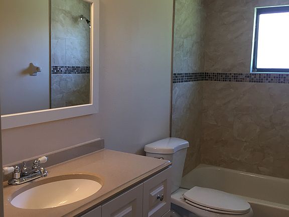 3rd image of 5665 Cynthia Ln