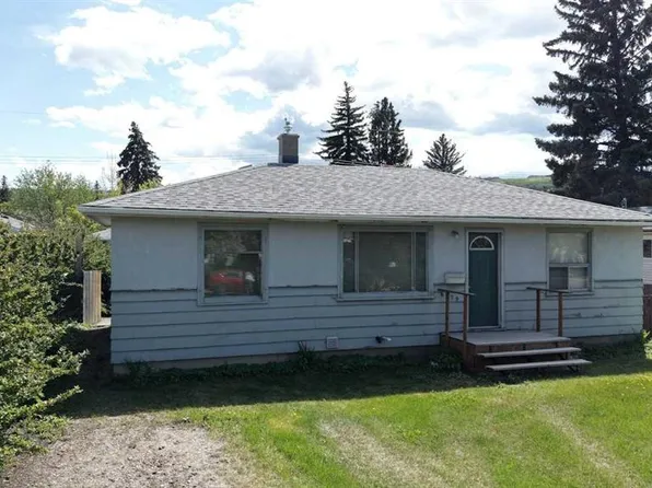 6379 31st Ave NW, Calgary, AB T3B 1J9