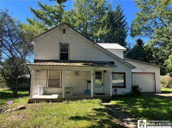 141 Merlin Ave, Jamestown, NY 14701