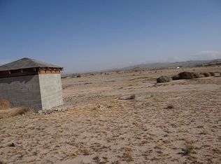 18018 Santa Fe Trl, Silver Lakes Helendale, CA 92342