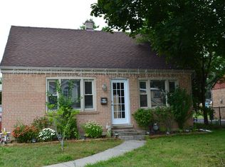 4702 Kolze Ave, Schiller Park, IL 60176