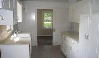 3rd image of 1213 W 27th St S