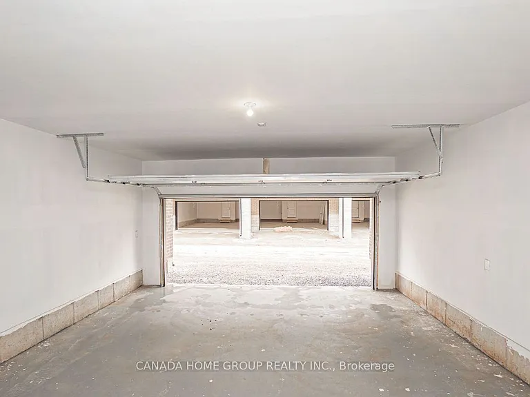 3099 Meadowridge Dr — Photo 11